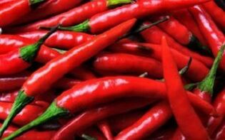 Hot peppers to kill worms