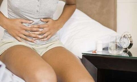 Abdominal pain can be the cause of the parasite's presence in the body
